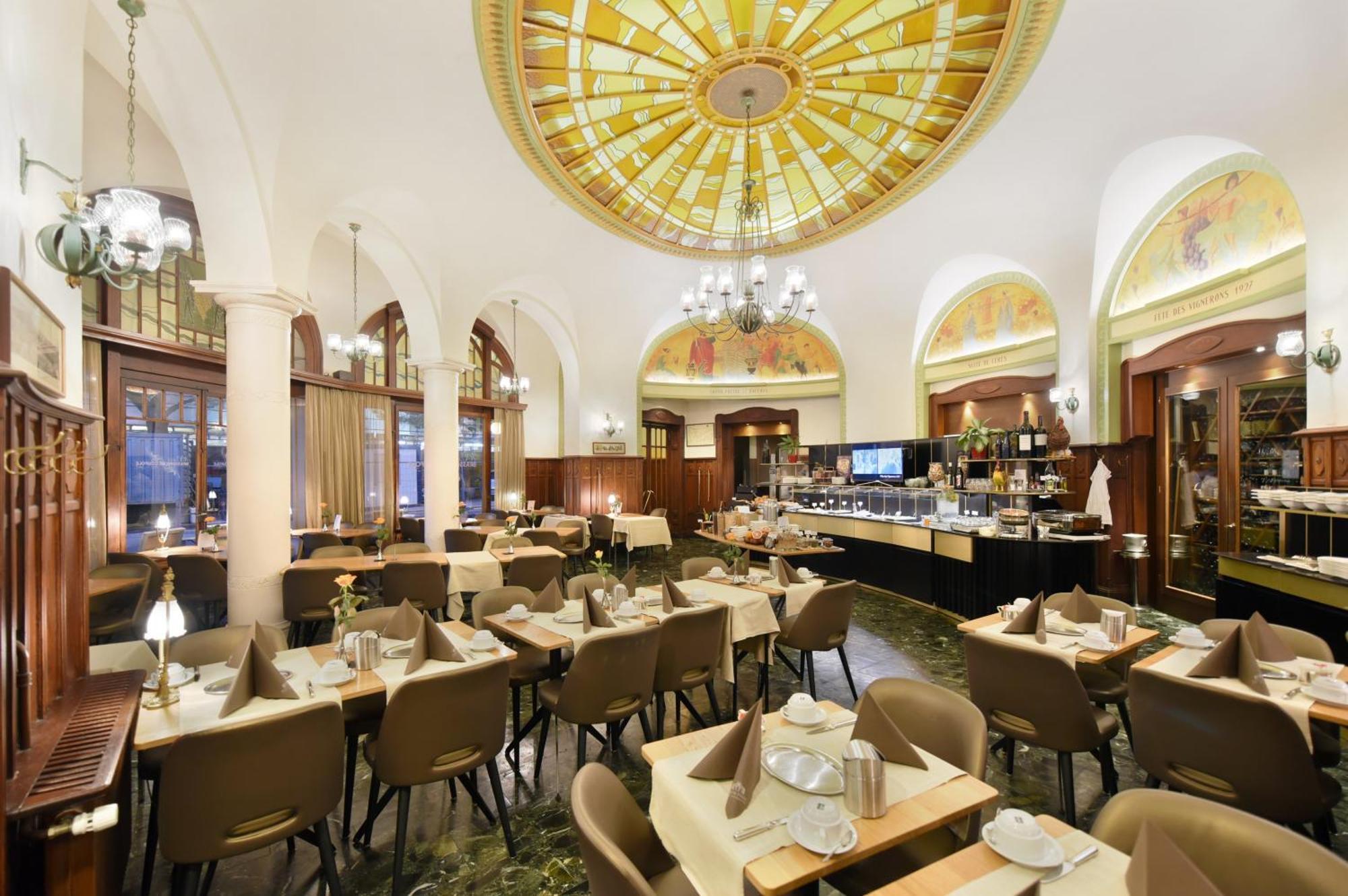 Astra Vevey Hotel & Restaurant Extérieur photo