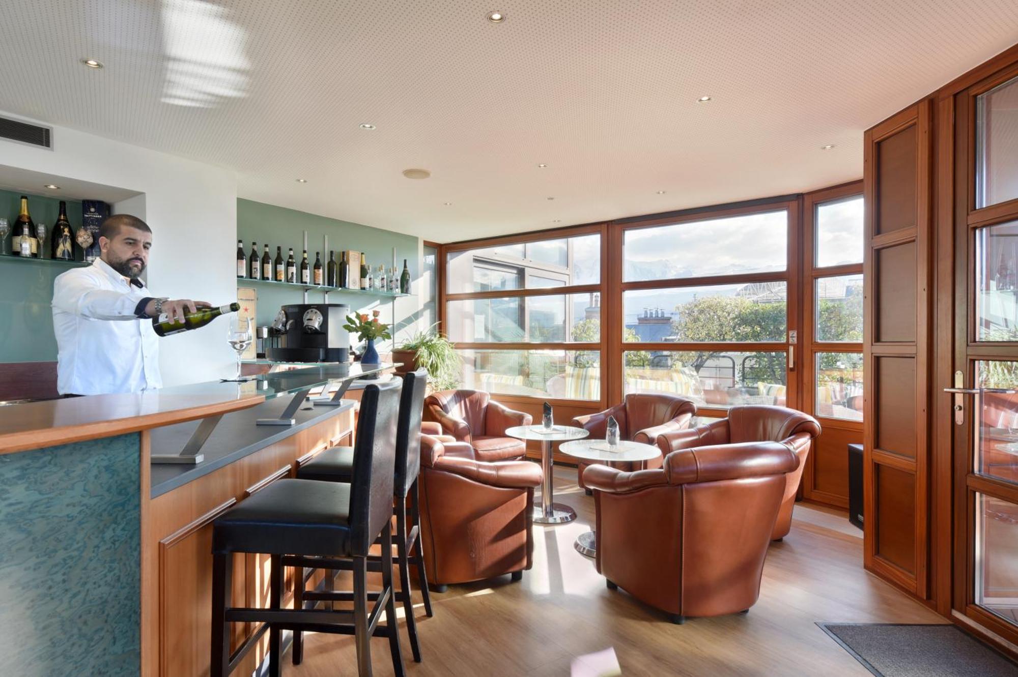 Astra Vevey Hotel & Restaurant Extérieur photo